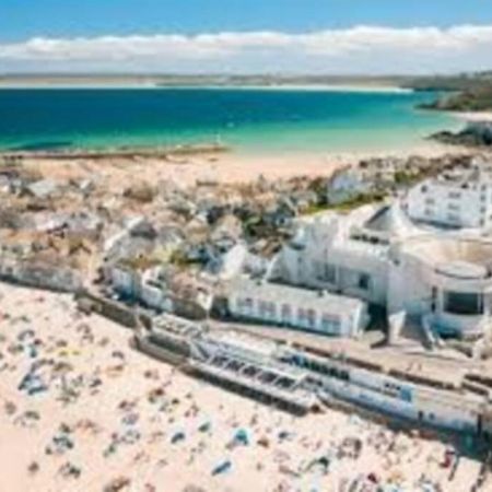 St Ives Self Catering Apartment Private Parking Near Beaches Esterno foto