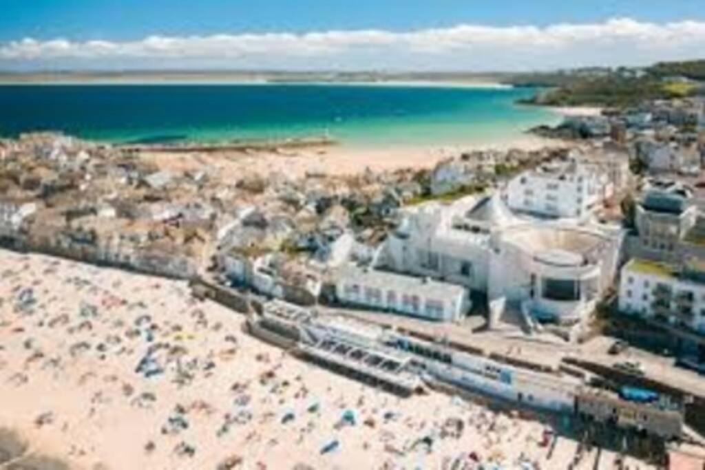 St Ives Self Catering Apartment Private Parking Near Beaches Esterno foto