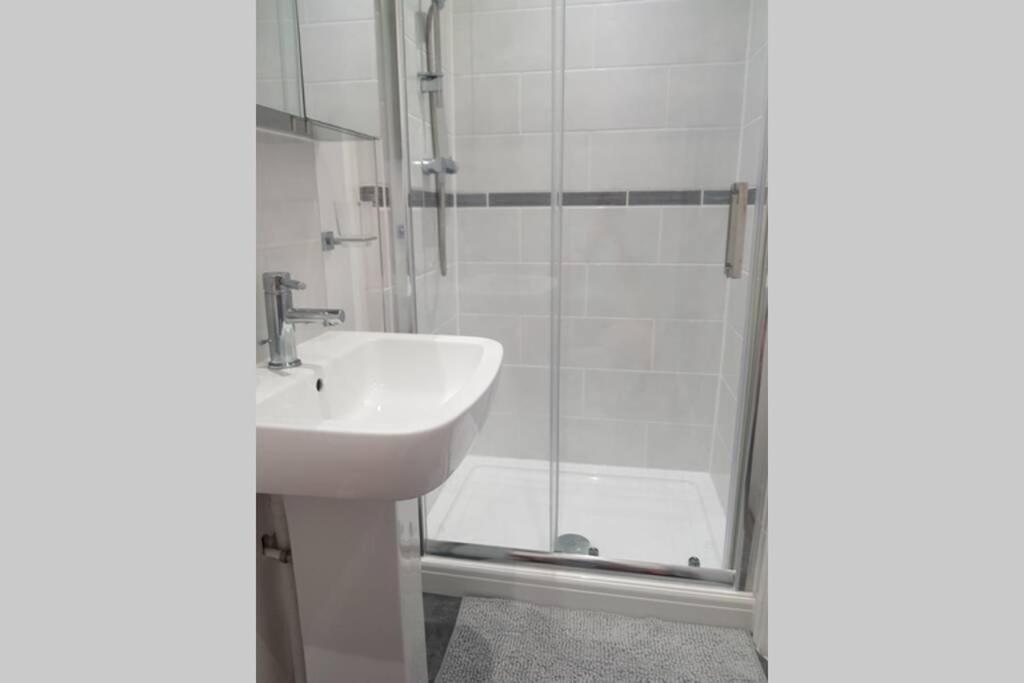 St Ives Apartment Private Parking With Garden 10 Minute Walk Into Town And Beach Esterno foto